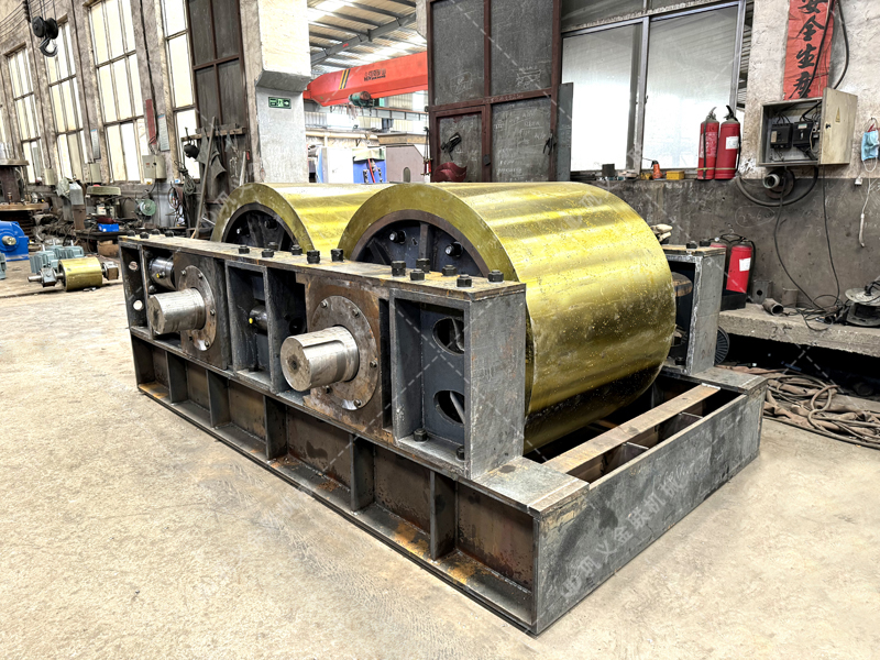 高品質(zhì)混凝土用砂難求？液壓對輥破碎機(jī)來幫你！