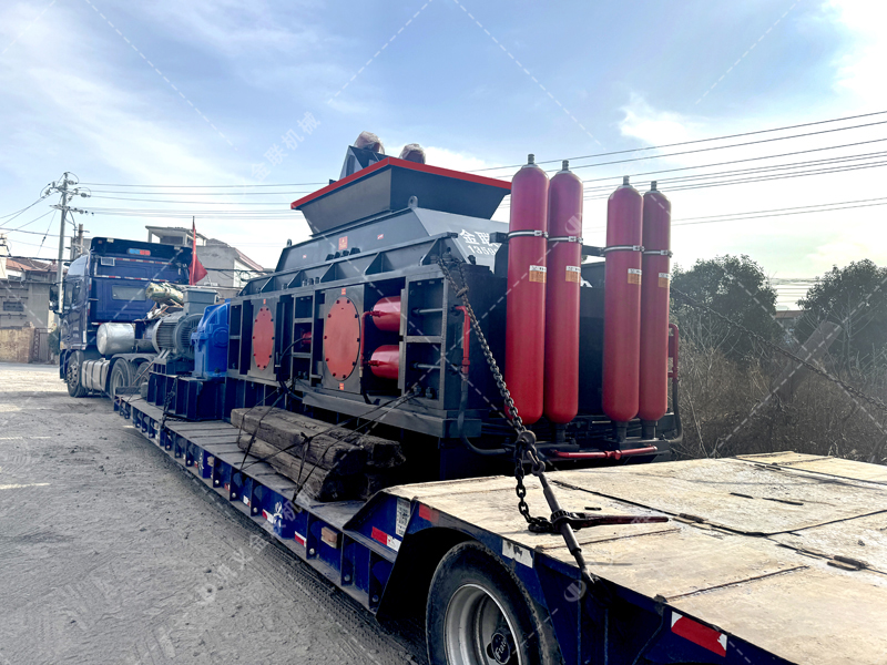 高品質(zhì)混凝土用砂難求？液壓對輥破碎機(jī)來幫你！